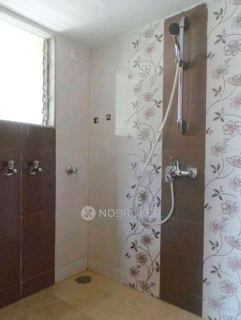 1 BHK Flat In Amber Prit Bldg For Sale  In Kachore Gaon
