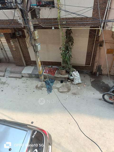 2 BHK Flat In Standalone Building  For Sale  In Shahdara