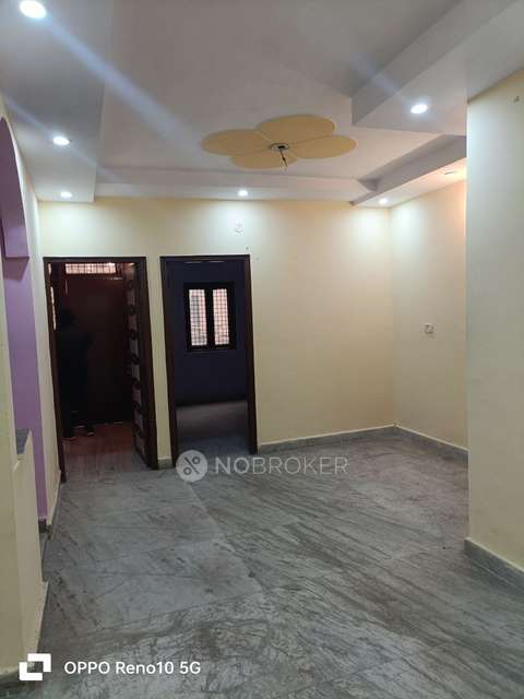 2 BHK Flat In Standalone Building  For Sale  In Shahdara