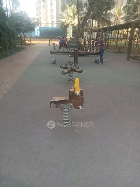 2 BHK Flat In Lodha Amara  For Sale  In Thane West