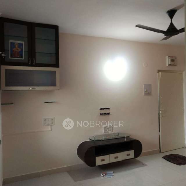 1 BHK Flat In S. B. Shrushti Co Operative Housing Society for Rent  In Tingre Nagar