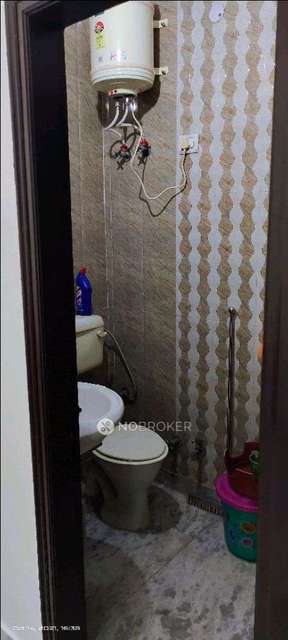 2 BHK Flat In Pocket 1 Sector 20 Rohini For Sale  In Rohini