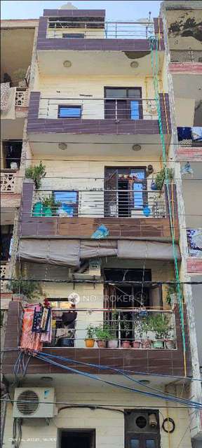 2 BHK Flat In Pocket 1 Sector 20 Rohini For Sale  In Rohini