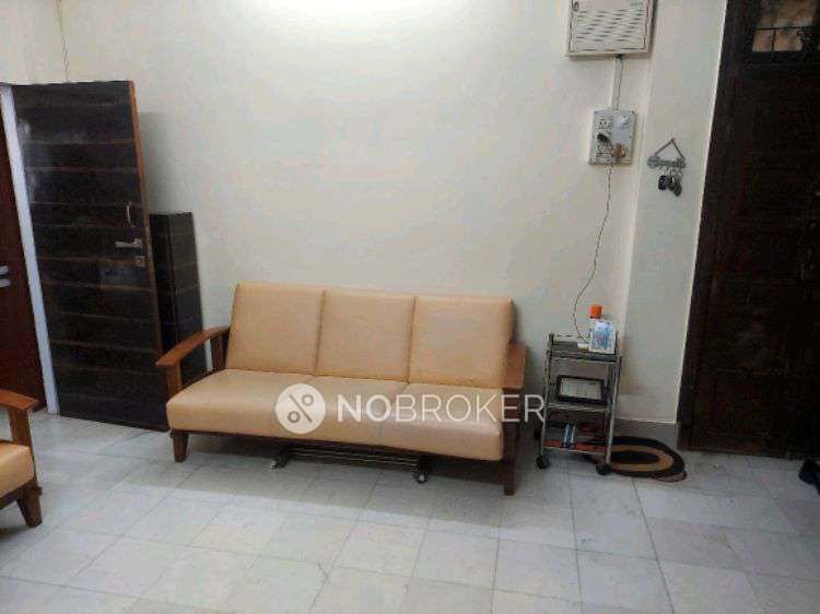 2 BHK Flat In Shashank Society for Rent  In Matunga West