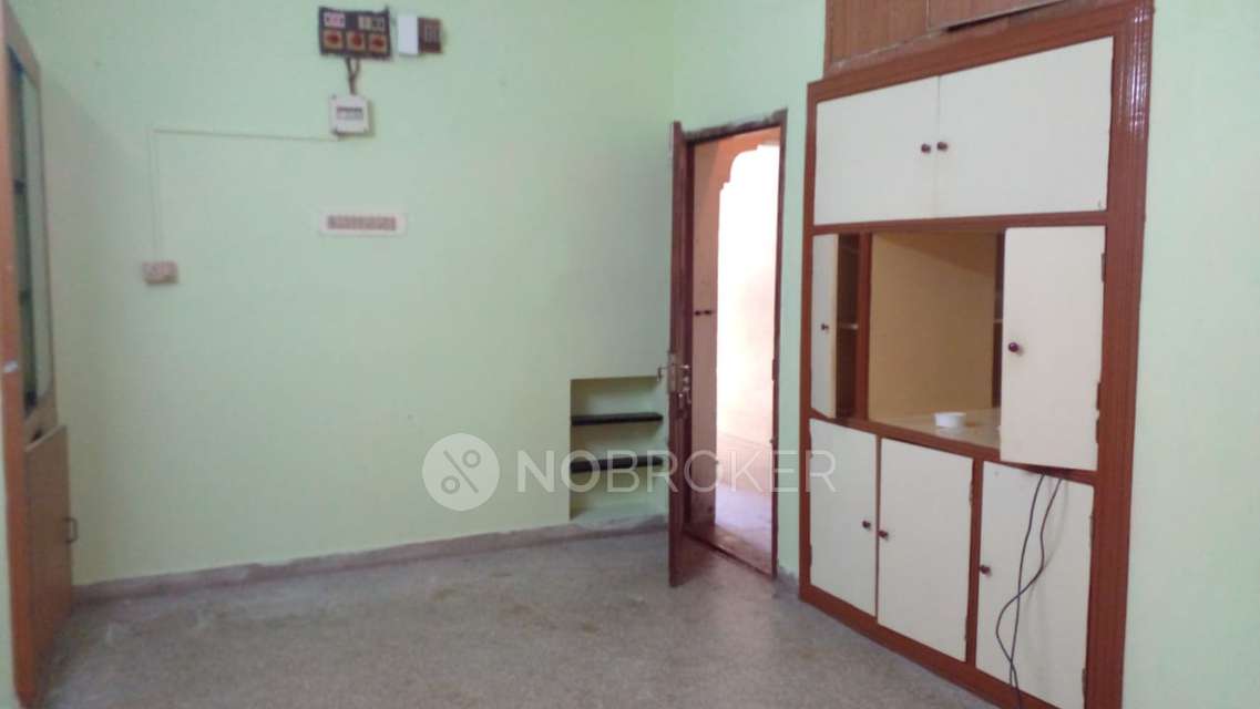 2 BHK Flat In Best Nest Plaza, Thillai Ganga Nagar, Chennai for Rent  In Thoraipakkam