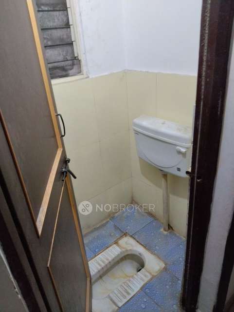 1 BHK Flat In Kala Gold Housing Society For Sale  In Ghorpadi