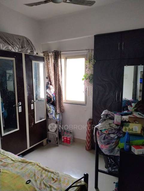 1 BHK Flat In Kala Gold Housing Society For Sale  In Ghorpadi