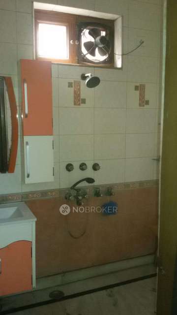 4+ BHK Flat In Stand Alone Bulding For Sale  In Alipur