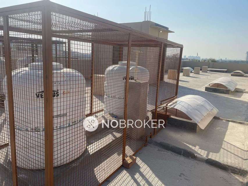 1 RK House for Rent  In  Sector 9b