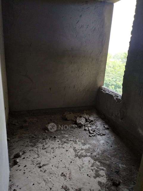 2 BHK Flat In Green View - 2 For Sale  In  Pi I & Ii