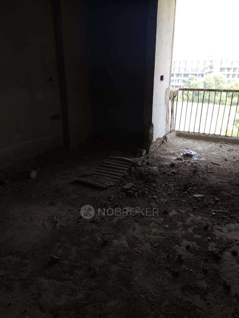 2 BHK Flat In Green View - 2 For Sale  In  Pi I & Ii