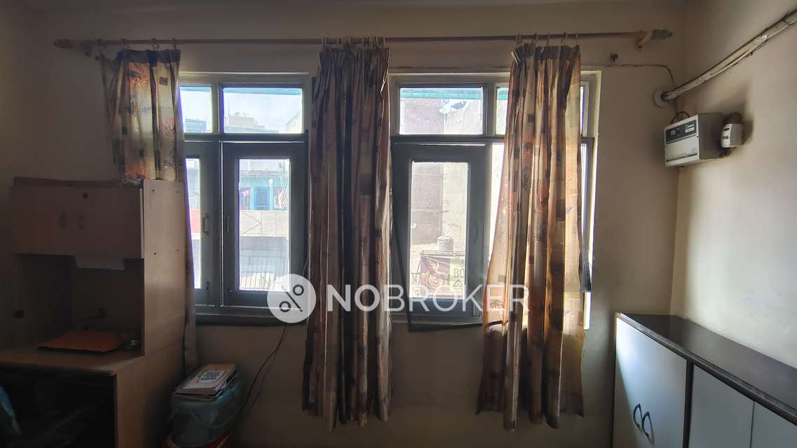 3 BHK Flat For Sale  In Patparganj