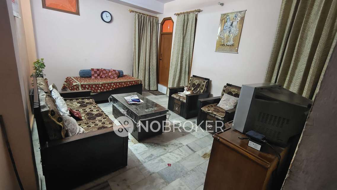 3 BHK Flat For Sale  In Patparganj