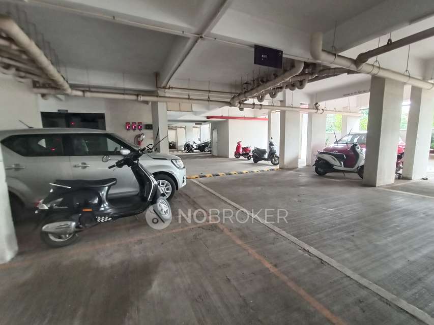 3 BHK Flat In Paranjape Crystal Towers for Rent  In Crystal Tower