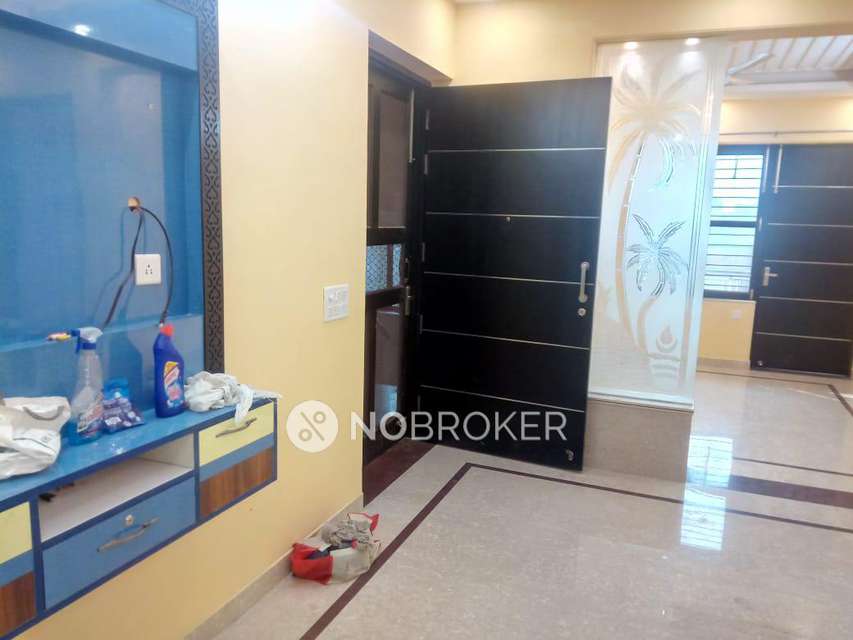 3 BHK Flat For Sale  In Sector 57