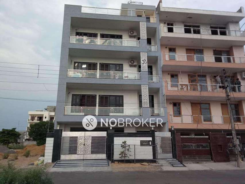 3 BHK Flat For Sale  In Sector 57