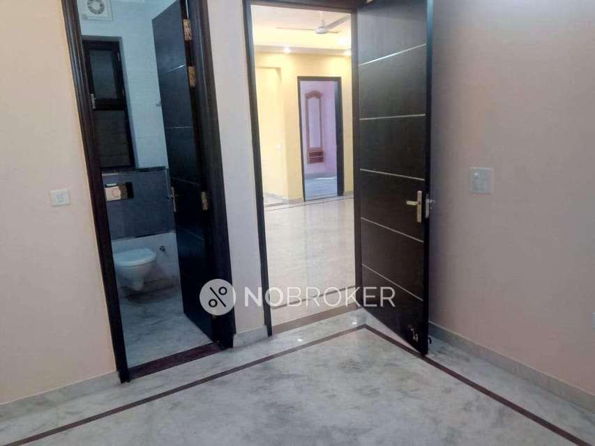 3 BHK Flat For Sale  In Sector 57