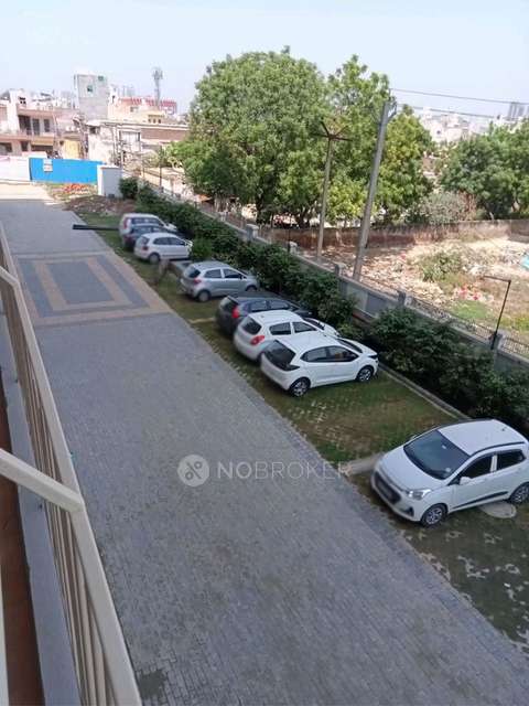 2 BHK Flat In Zara Aavaas, Sector 104 For Sale  In Sector 104