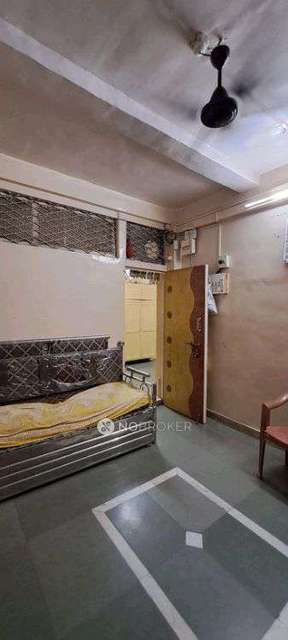 1 RK Flat For Sale  In Sandhurst 