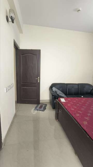 2 BHK Flat In Rishabh Cloud 9 For Sale  In Indirapuram