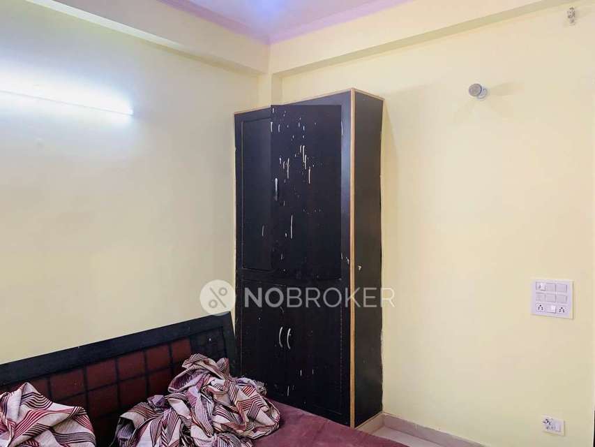 2 BHK Flat In Sb for Rent  In Sector 37