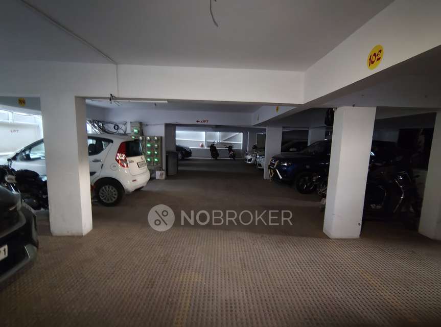 2 BHK Flat In Saideep Plaza For Sale  In Peerzadiguda