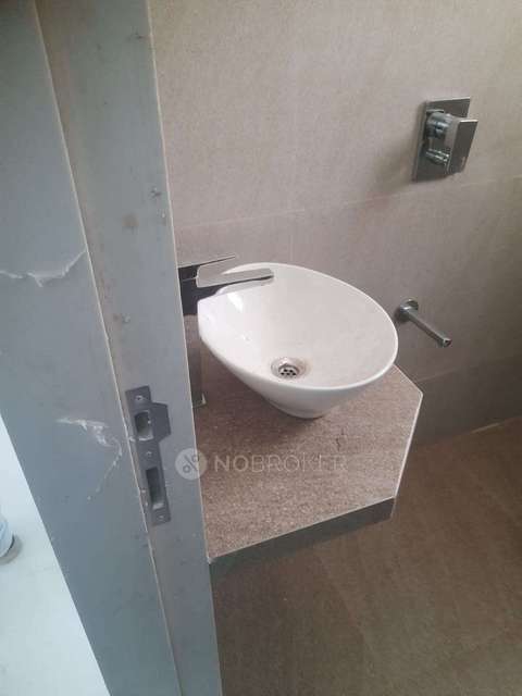 1 BHK Flat In Garden View Chs Ghatkopar West  For Sale  In Tiger Apartment