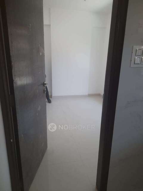 1 BHK Flat In Garden View Chs Ghatkopar West  For Sale  In Tiger Apartment