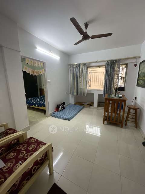 Single Room for Female In 2 BHK  In Ana Akruti Aneri In Andheri East