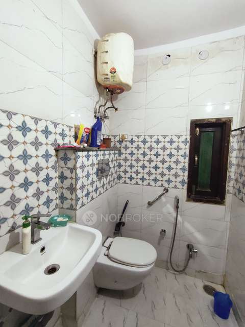 4 BHK Flat In Rwa Rohini Apartments For Sale  In Rohini  Sector 8a