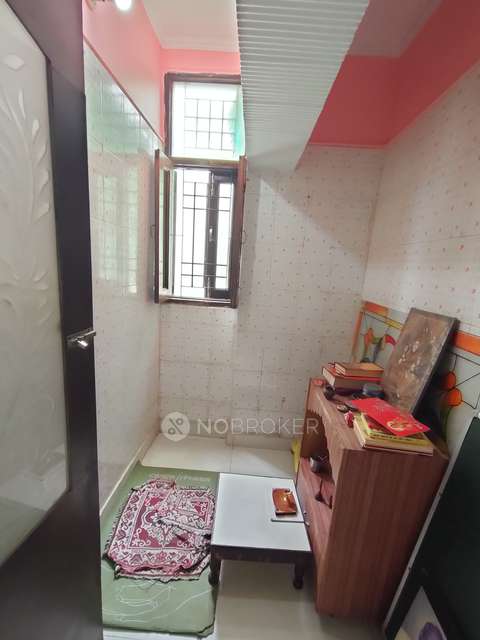 4 BHK Flat In Rwa Rohini Apartments For Sale  In Rohini  Sector 8a