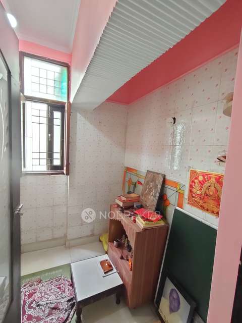 4 BHK Flat In Rwa Rohini Apartments For Sale  In Rohini  Sector 8a