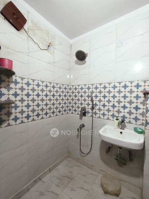 4 BHK Flat In Rwa Rohini Apartments For Sale  In Rohini  Sector 8a