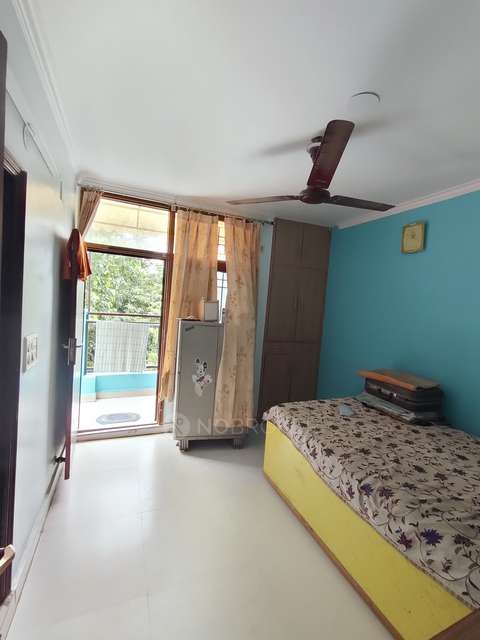 4 BHK Flat In Rwa Rohini Apartments For Sale  In Rohini  Sector 8a