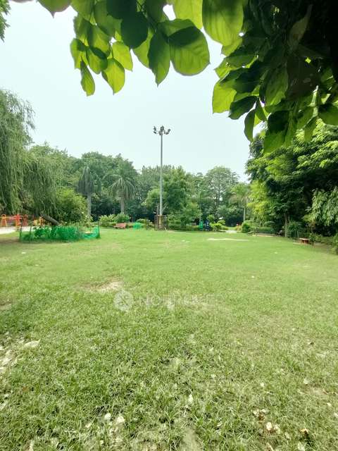 4 BHK Flat In Rwa Rohini Apartments For Sale  In Rohini  Sector 8a