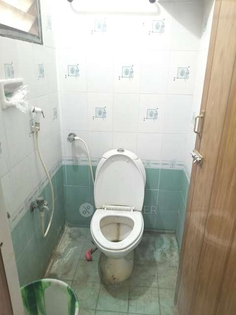 2 BHK Flat In Sri Lakshmi Enclave For Sale  In New Perungalathur