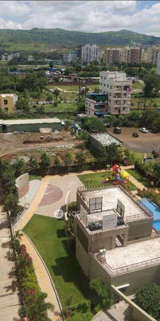 2 BHK Flat In Mantra Essence for Rent  In Undri