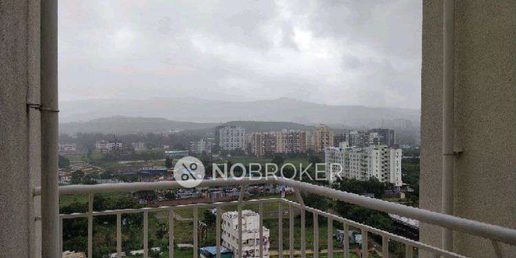 2 BHK Flat In Mantra Essence for Rent  In Undri