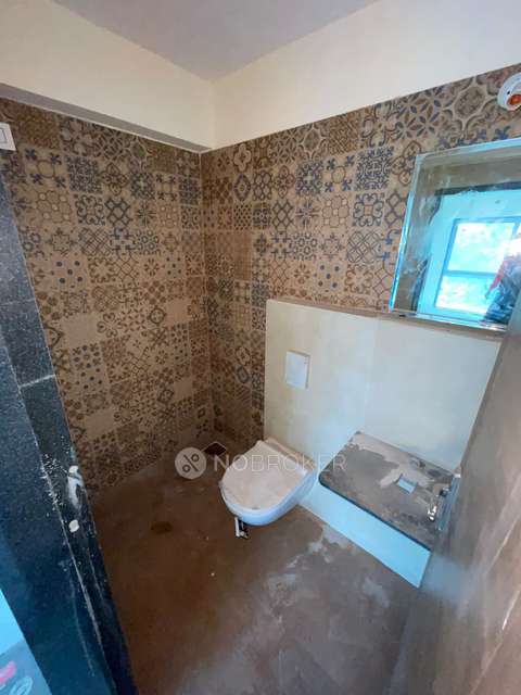 2 BHK Flat In The Palazzo For Sale  In  Santacruz East