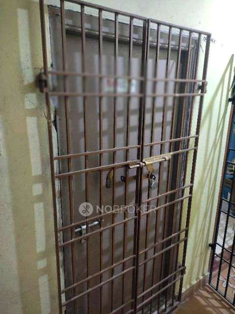 1 BHK Flat In Thiruvalluvar Apartments For Sale  In  Ayappakkam