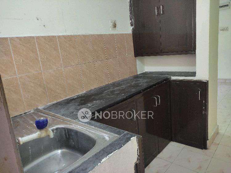 1 BHK Flat In Thiruvalluvar Apartments For Sale  In  Ayappakkam