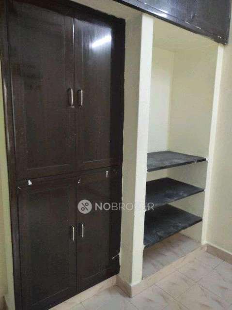 1 BHK Flat In Thiruvalluvar Apartments For Sale  In  Ayappakkam