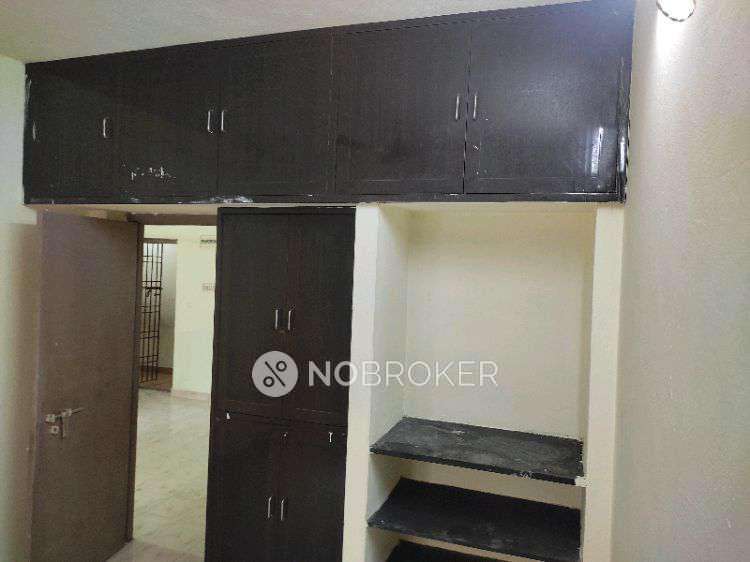 1 BHK Flat In Thiruvalluvar Apartments For Sale  In  Ayappakkam