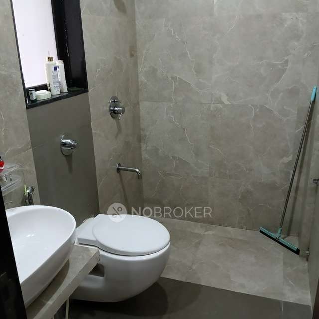 2 BHK Flat In Chandak Stella For Sale  In Goregaon West