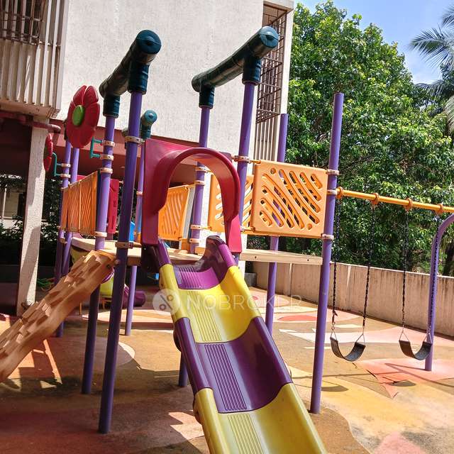 2 BHK Flat In Chandak Stella For Sale  In Goregaon West