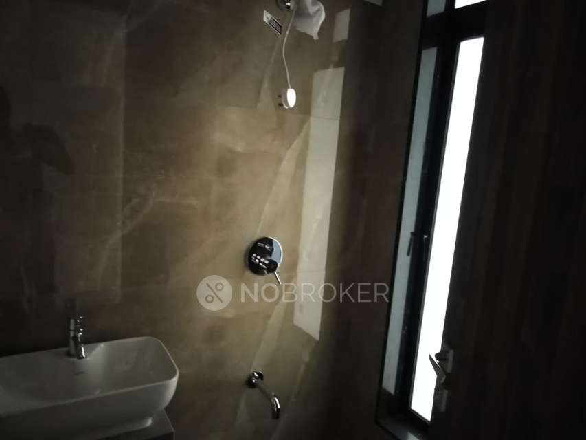 2 BHK Flat In Chandak Stella For Sale  In Goregaon West