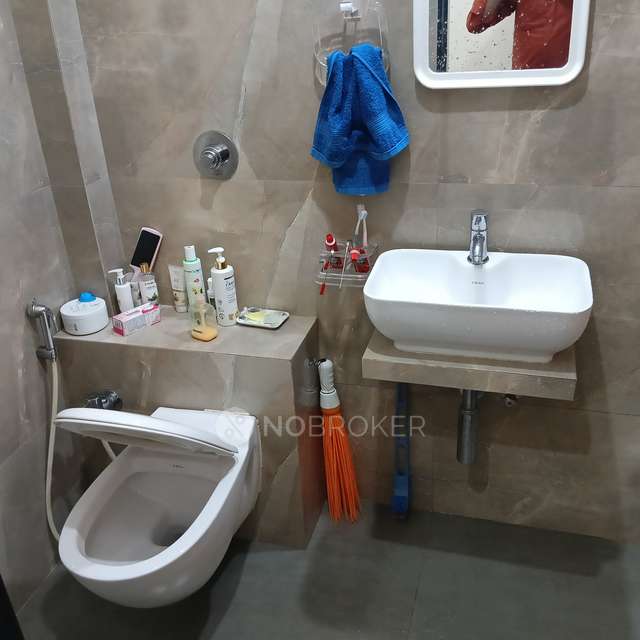 2 BHK Flat In Chandak Stella For Sale  In Goregaon West