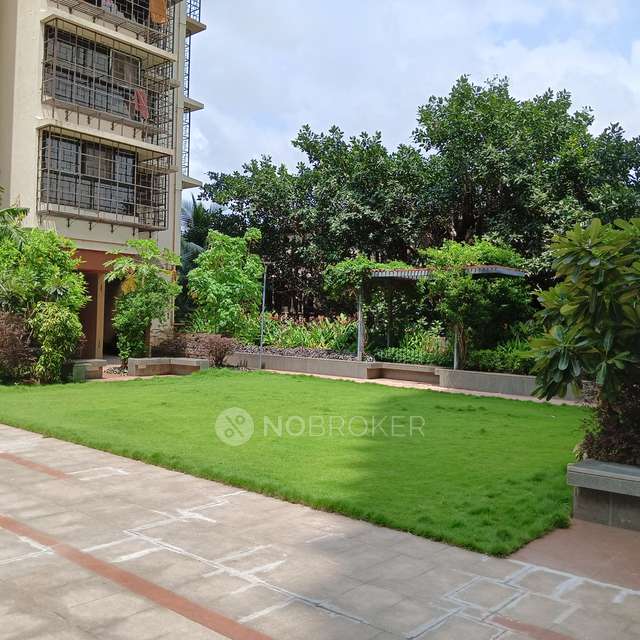 2 BHK Flat In Chandak Stella For Sale  In Goregaon West