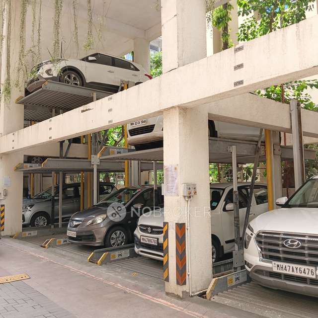 2 BHK Flat In Chandak Stella For Sale  In Goregaon West