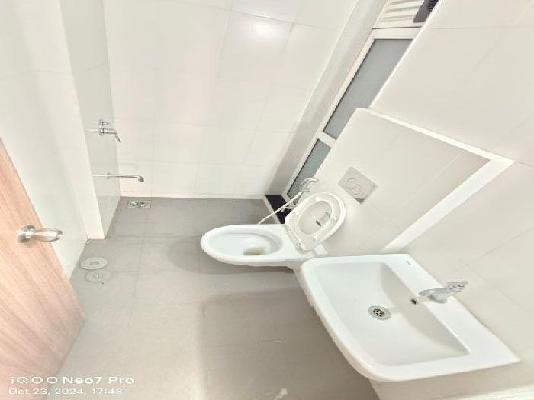 2 BHK Flat In Godrej Emerald Vista For Sale  In  Thane West, 